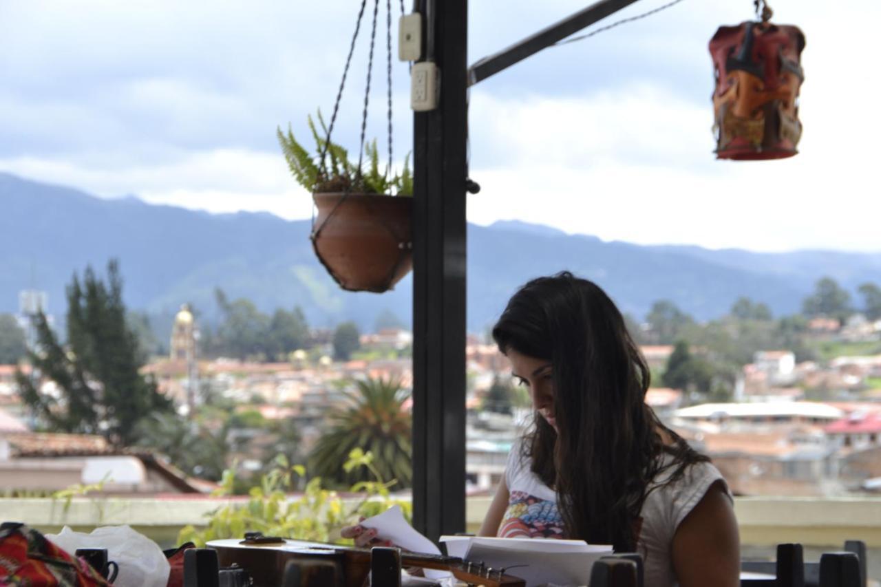 El Cafecito Hostel كوينكا المظهر الخارجي الصورة